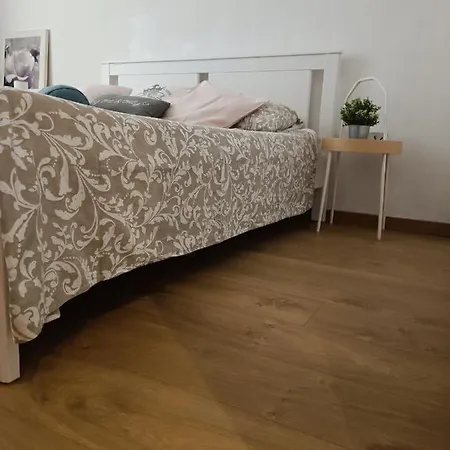 Ceci's - Few Steps From Monaco With Parking *