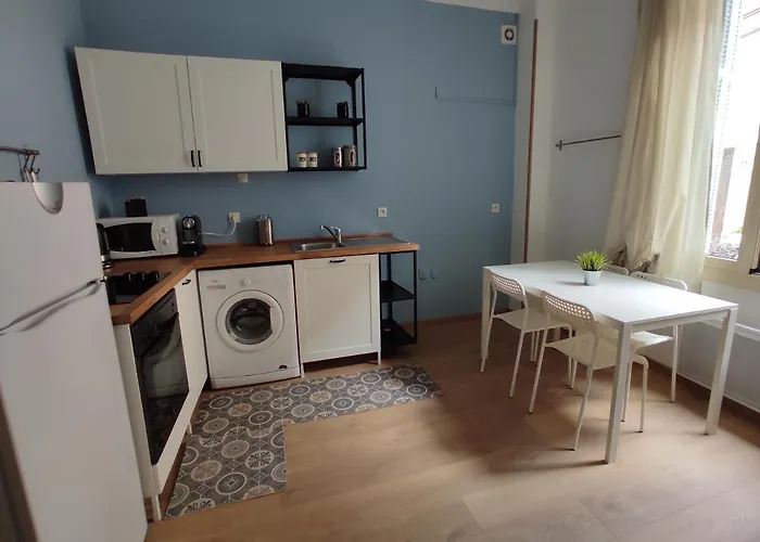 Ceci's - Few Steps From Monaco With Parking Apartman
